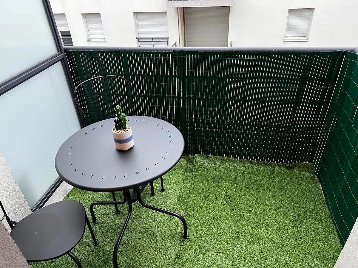 Snug & Cosy Proche Gare Partdieu, Acces Facile Aeroport Et Eurexpo Villeurbanne Apartment